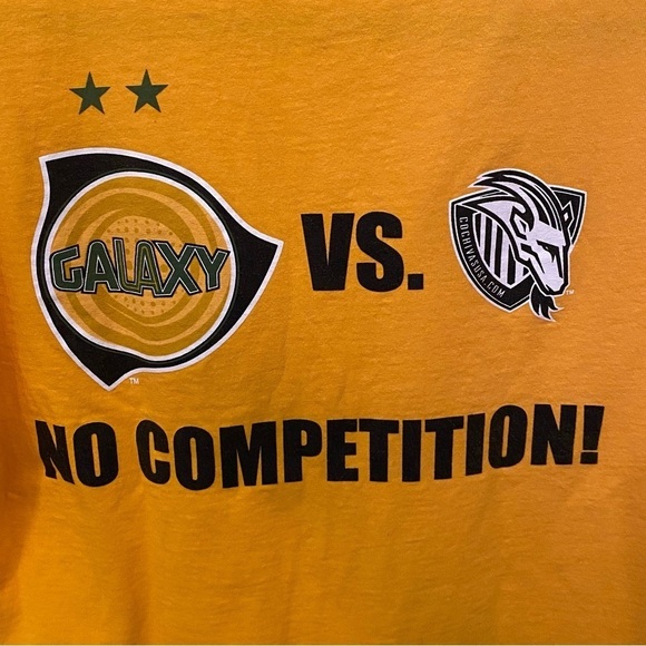 Vintage GALAXY L.A. vs. Cochivas USA Yellow Soccer T-Shirt Size Medium - Picture 5 of 8